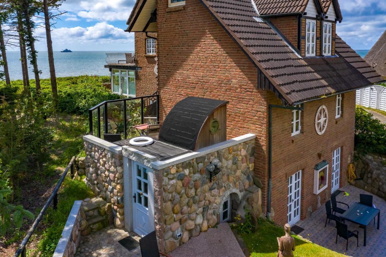 Huus Luttenblick Wyk auf Foehr Exterior photo