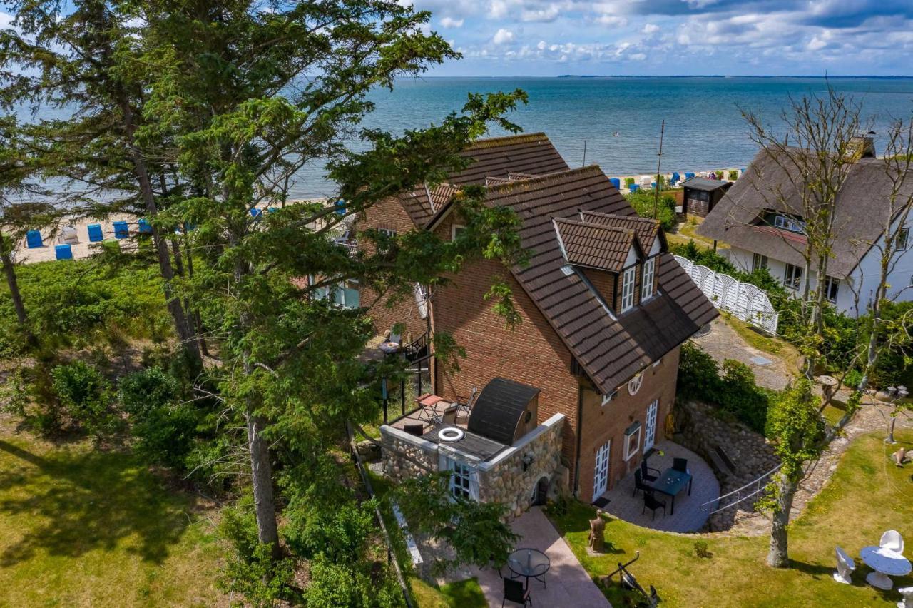 Huus Luttenblick Wyk auf Foehr Exterior photo