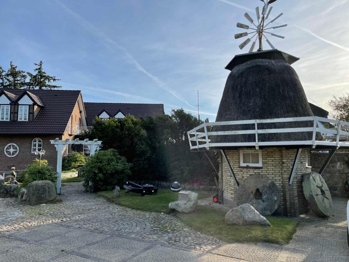 Huus Luttenblick Wyk auf Foehr Exterior photo