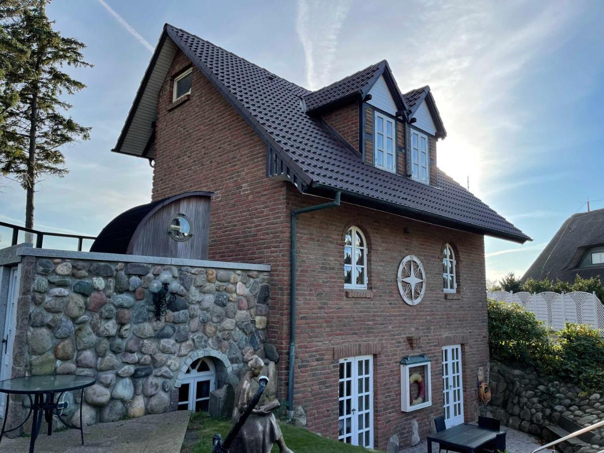 Huus Luttenblick Wyk auf Foehr Exterior photo